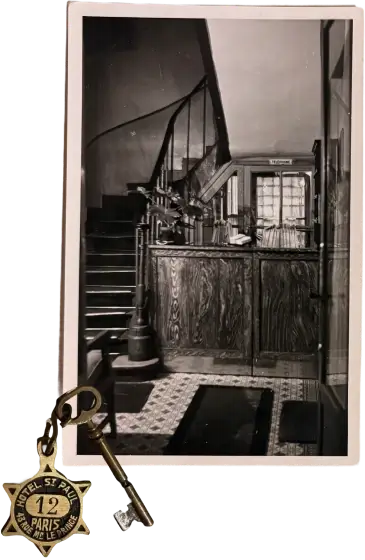 Photo ancienne de la réception et des clés, Hôtel Saint Paul Rive Gauche